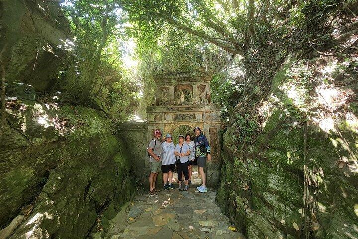 Monkey Mountain, Marble Moutain & Dragon Bridge (Da Nang City Tour HalfDay)