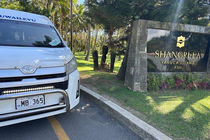 Privater Transfer vom Flughafen Nadi zum Shangri-La Fijian Resort