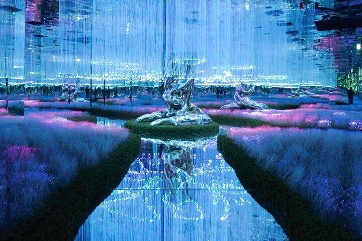 Dubai: Spettacolare universo con AYA