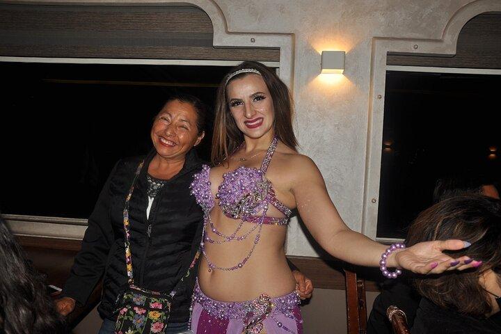 Cairo's Nile Cruise entertainment belly dancer&Tanora show&Dinner