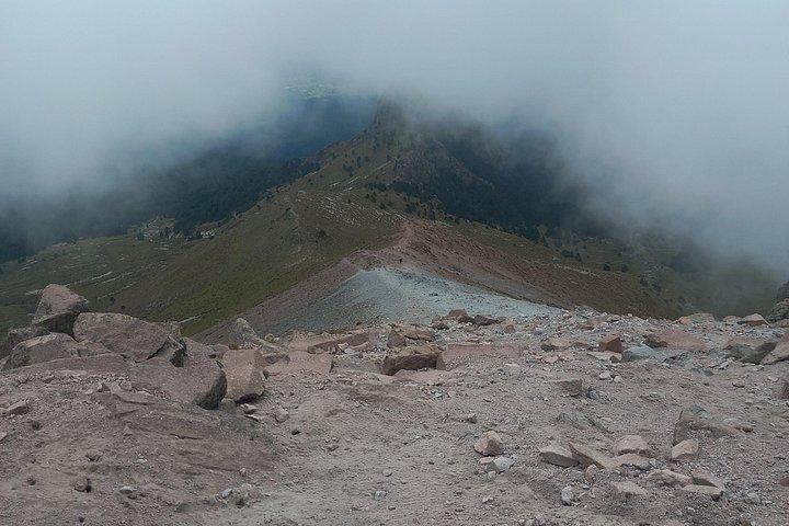 ラ・マリンチェ山頂へのハイキングツアー