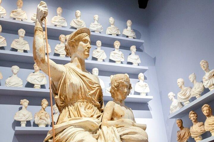 Academia Gallery: Statue of David Aftentur
