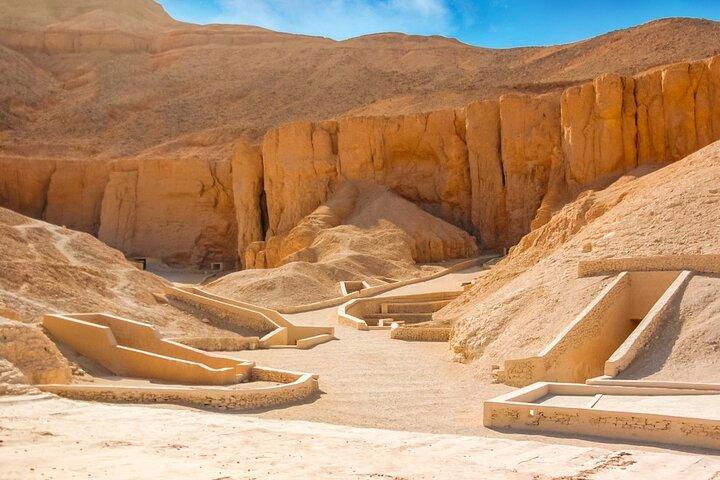 Tour to Kings Valley & Nobles & Hatshepsut & Howard Carter