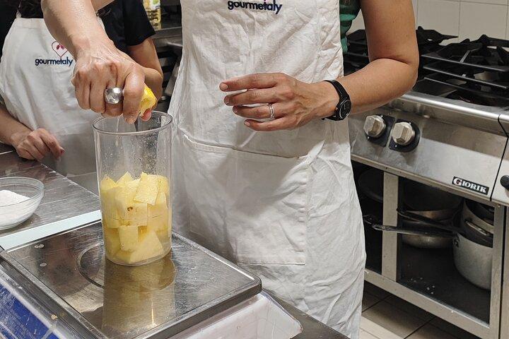 Roma Trastevere : Tiramisù & Gelato Class con Savoiardo Baking