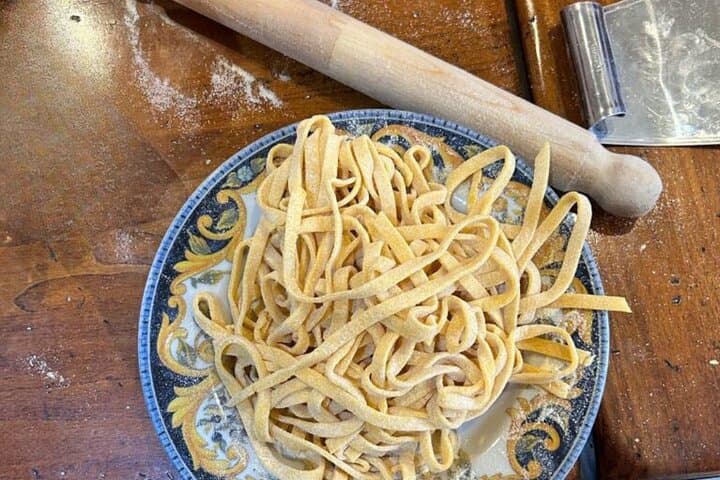 Private Cooking Class in the Heart of Rome 3 types of Pasta and Wine