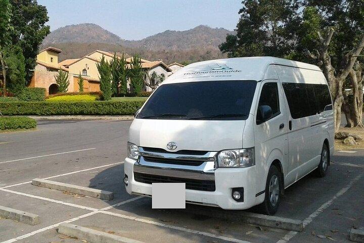 Traslado privado del Aeropuerto de Koh Samui (USM) al Puerto de Koh Samui