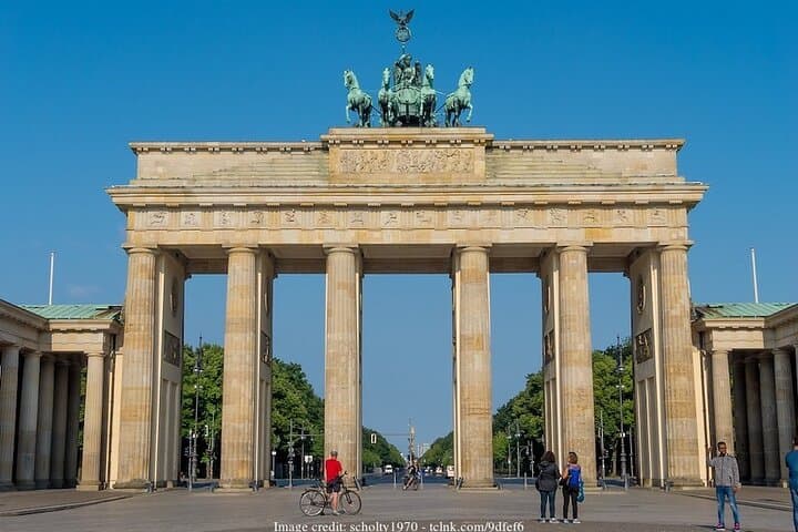 Berlin during the Second World War: Private Half-Day Walking Tour