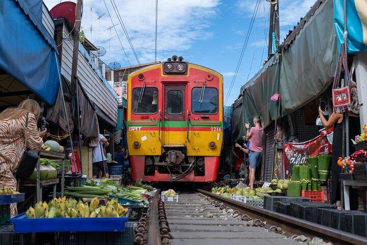 Tour na Ferrovia Maeklong, Mercado Flutuante e Ayutthaya