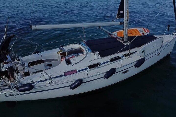 Palma: gita in barca a vela, visita alle acque cristalline, tapas, 2 bevande.