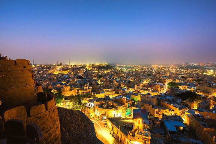 Experimente Jaisalmer à noite (excursão guiada a pé de 2 horas)