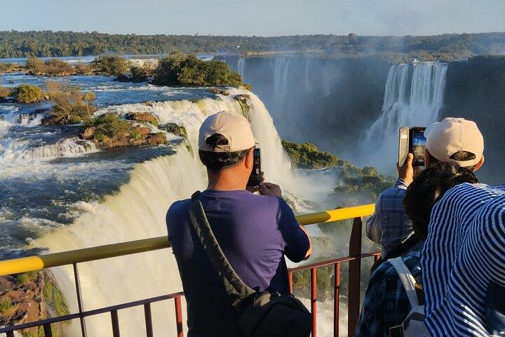 小規模グループが両側に落下 - アルゼンチンとブラジル