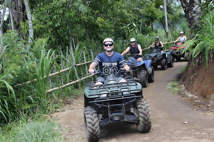 バリクワッドバイクアドベンチャー-ウブドベストATVライドアクティビティ