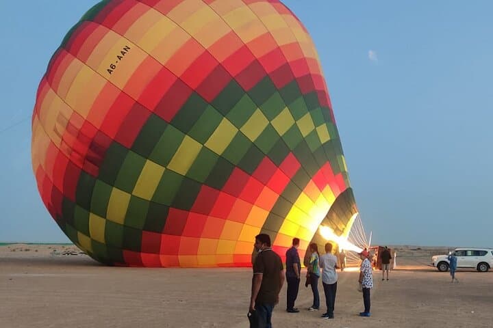 Sunrise Hot Air Balloon Tour over Dubai Desert