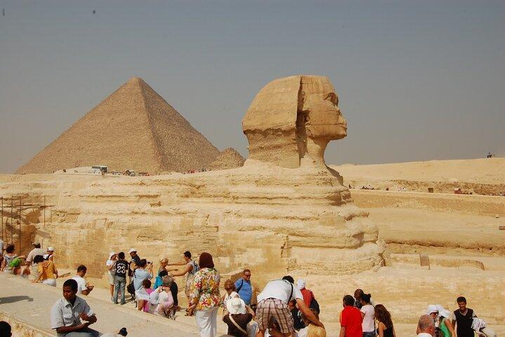 Tour Privado nas Pirâmides de Gizé, Esfinge, Saqqara e Passeio de Camelo