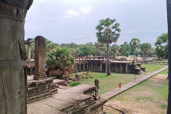 Private Half Day to Vishnu Temple-Angkor Wat