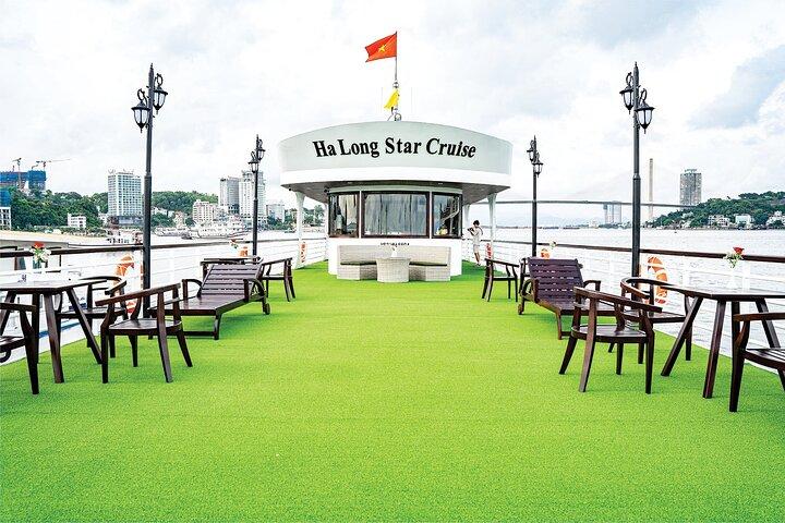 Halong Bay Full-Day Adventure Cruise from Hanoi