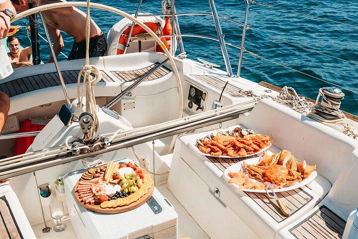 地元のランチツアーのようなシドニーハーバーセーリング