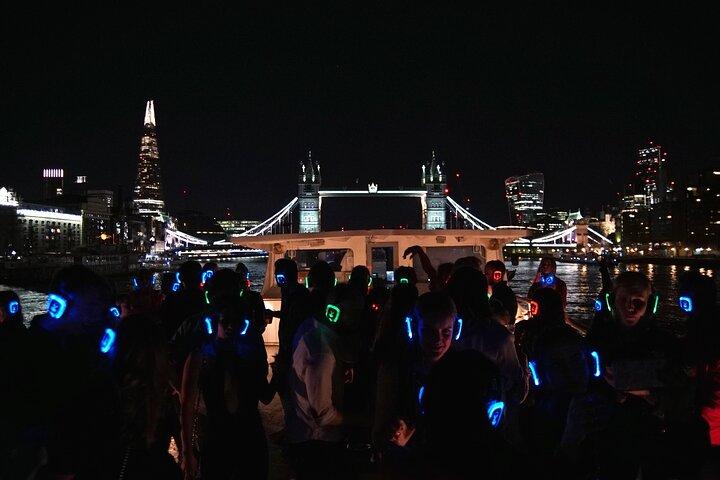 Silent Disco London Thames Boat Party em Londres