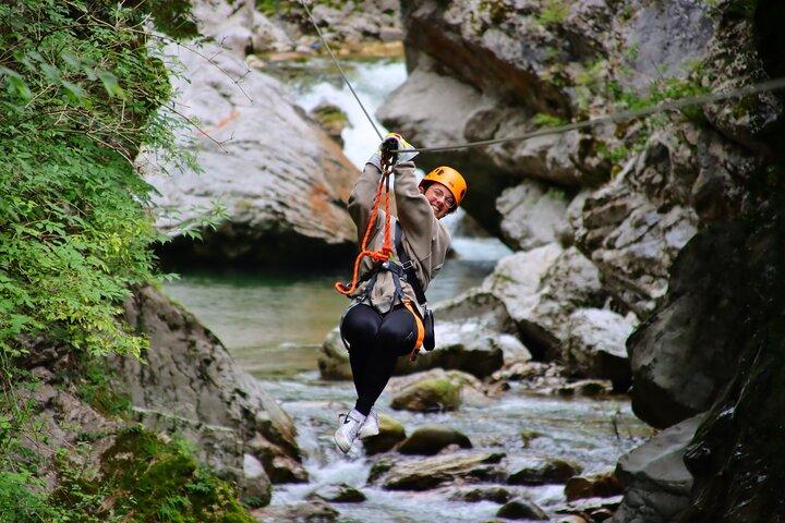 Bovec Zipline - canyon Ucja - la plus longue tyrolienne d'Europe