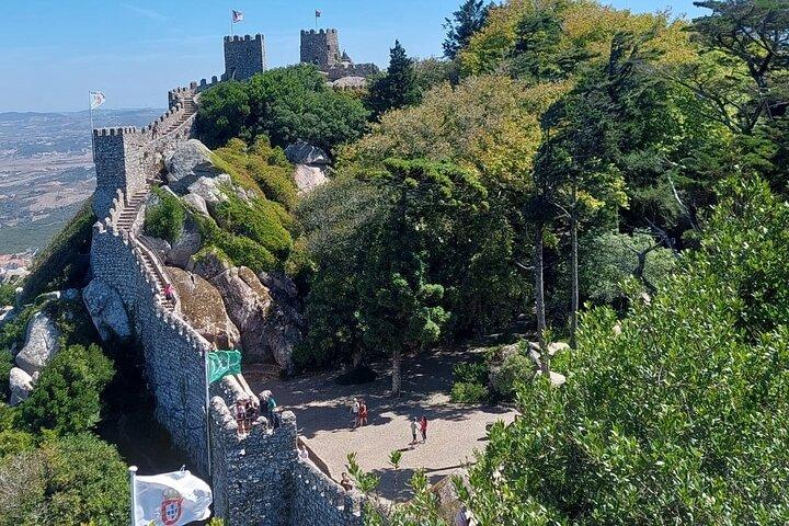 Aventura Privada Tuk-Tuk,Sintra y Cascais, día completo