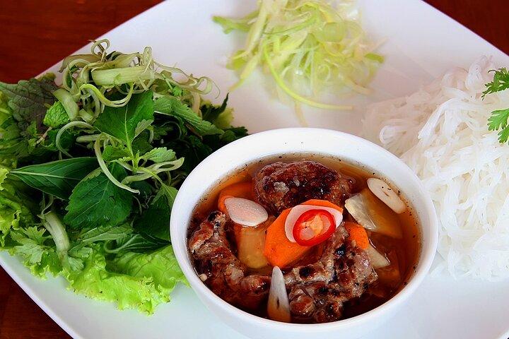 GRUPPE- eller PRIVAT Street Food-tur - Walking Hanoi Old Quarter