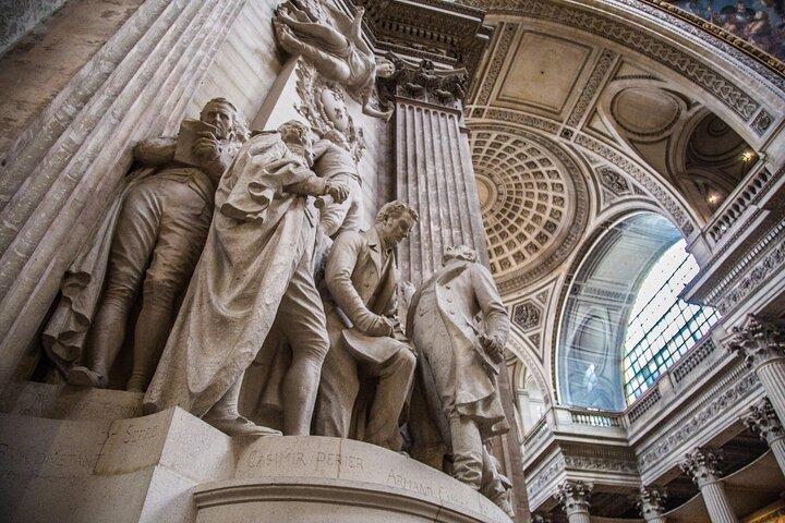 Panthéon Paris Private Guided Tour with Transfers