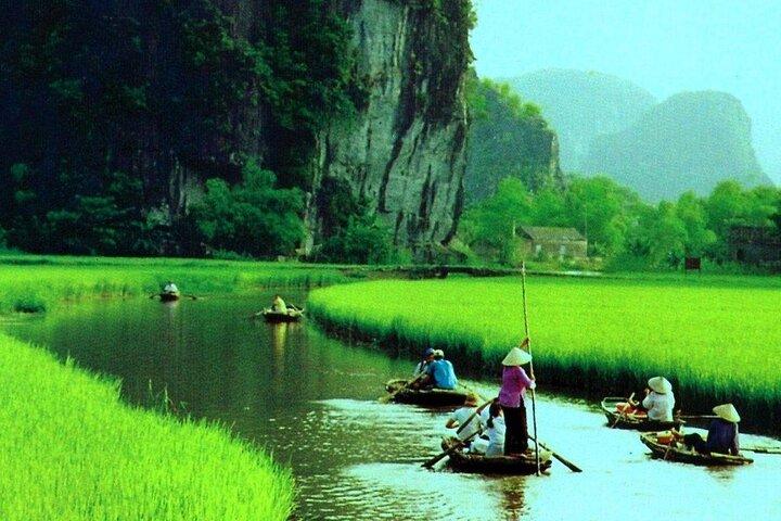 Hanoi till Ninh Binh 1 dag: Trang An - Tam Coc - Mua Cave - Hoa Lu