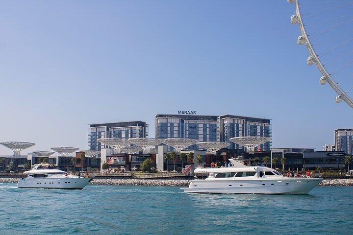 Dubai Marina Luxury Yacht & Breakfast from Dubai