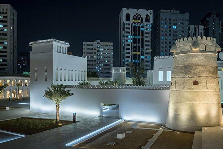Tour della città di Abu Dhabi da Dubai