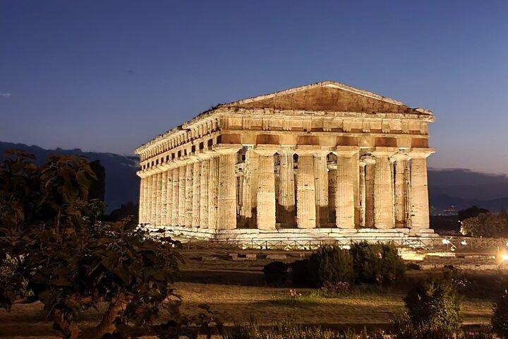 Tur til templerne og Nationalmuseet i Paestum
