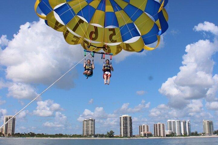 Parasailing aktivitet i West Palm Beach