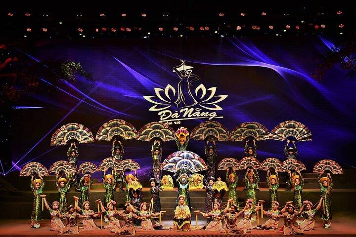 Charmerende Da Nang Show Billet