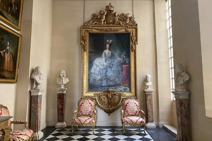 Versailles Palace King's Private Apartments Guided Tour