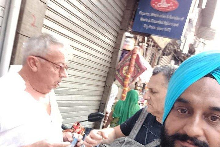 Tour de medio día o día completo por la ciudad de Nueva Delhi con opciones disponibles