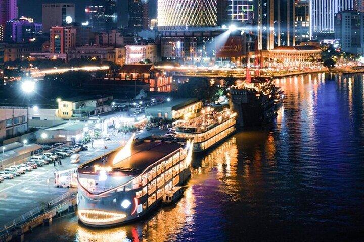 Esperienza di crociera e cena di lusso lungo il fiume Saigon