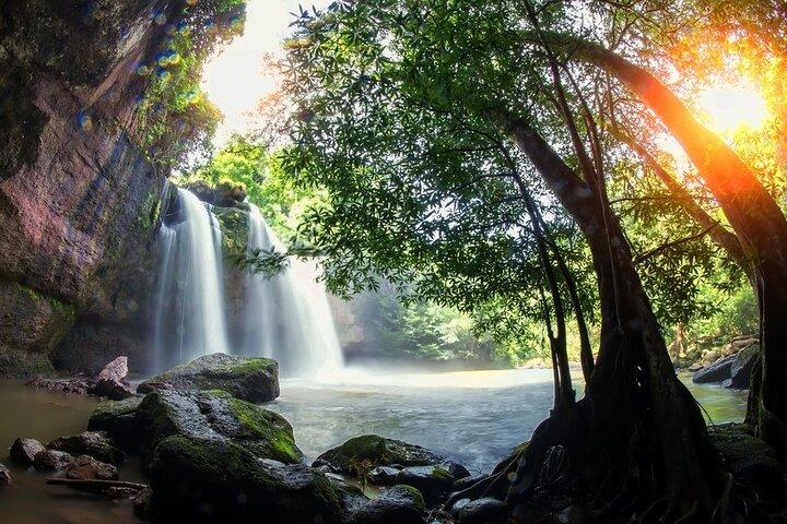 10 horas de caminata privada en el Parque Nacional Khao Yai desde Bangkok