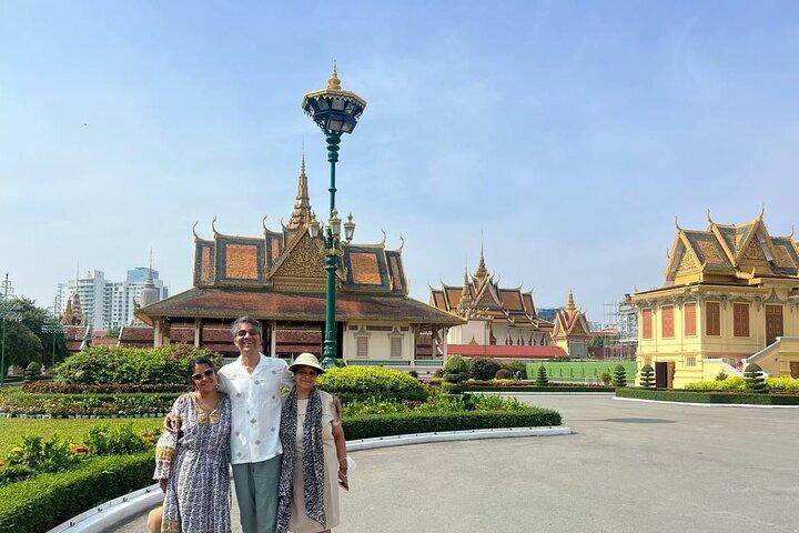 Privat tur: Phnom Penh City Tour med Mekong River Boat Trip