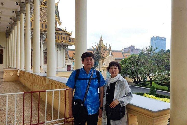 Privat tur: Phnom Penh City Tour med Mekong River Boat Trip