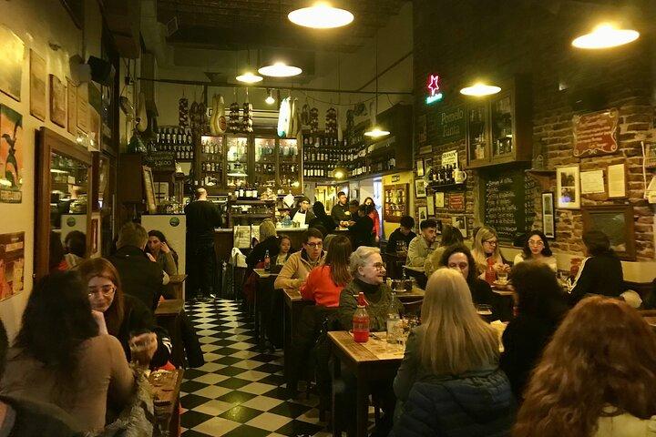 L'alternative au dîner-spectacle. Vivez le Tango comme un local !