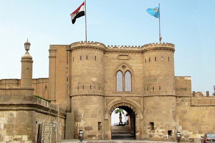 Excursion d'une journée à Alexandrie au départ du Caire avec bibliothèque, catacombes et citadelle