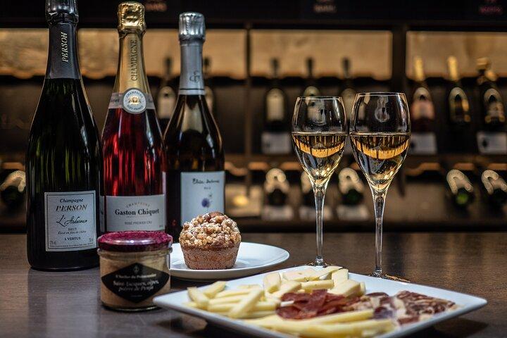 Bollicine e morsi: la formula perfetta per abbinare lo champagne di Viator