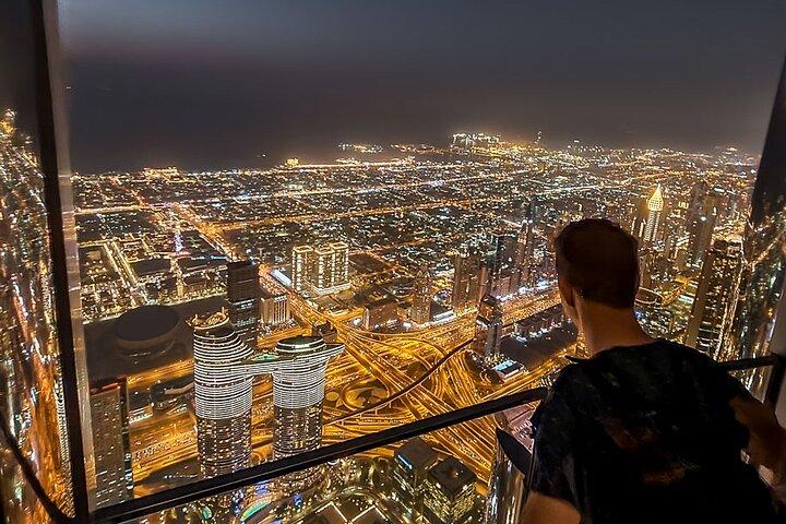 Almuerzo o cena en el Burj Khalifa con entradas al nivel 124