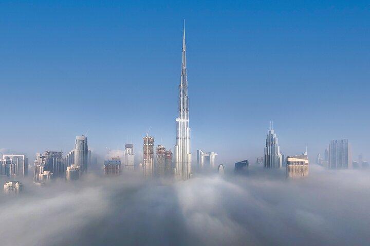 Melhores vistas do Burj Khalifa com ingressos e almoço ou jantar