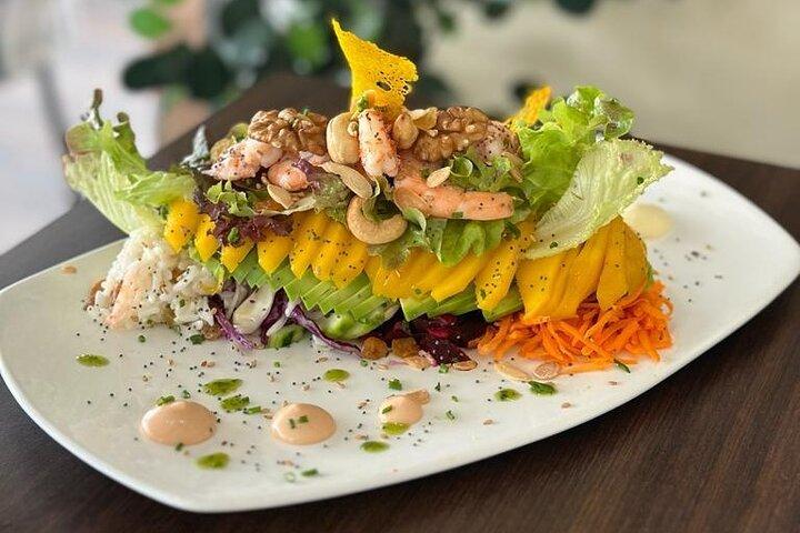 Experiência de jantar em restaurante marroquino com transfer