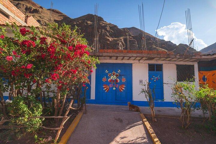 Visite d'une demi-journée à la forteresse d'Ollantaytambo et à la ville de Pachar