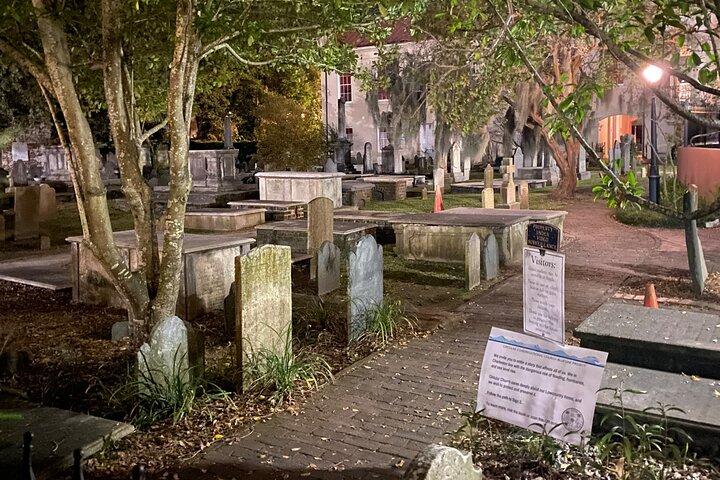 ¡Reales apariciones de Charleston! (Tour de fantasmas en grupos pequeños)