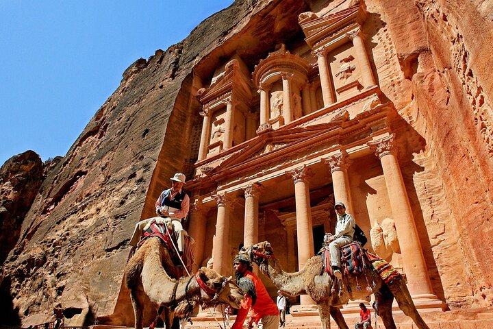 Tour privato o condiviso di un'intera giornata a Petra Da Amman