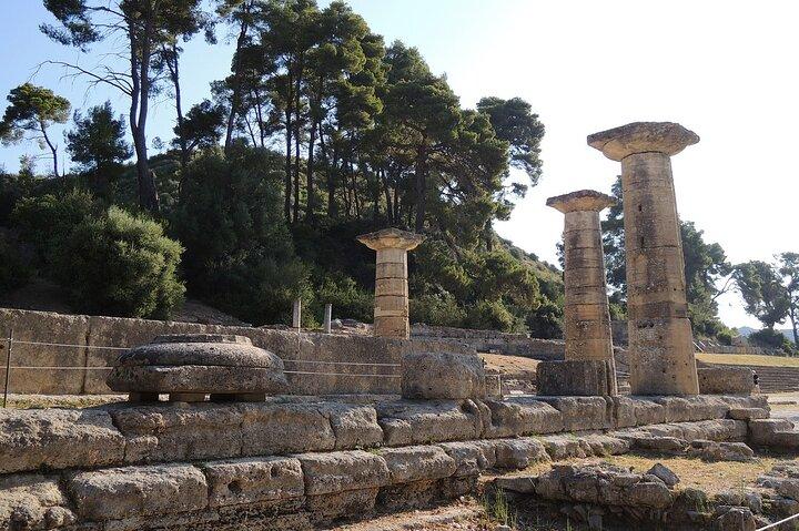 古代オリンピア＆古代コリントスプライベートラグジュアリーツアーアテネ発