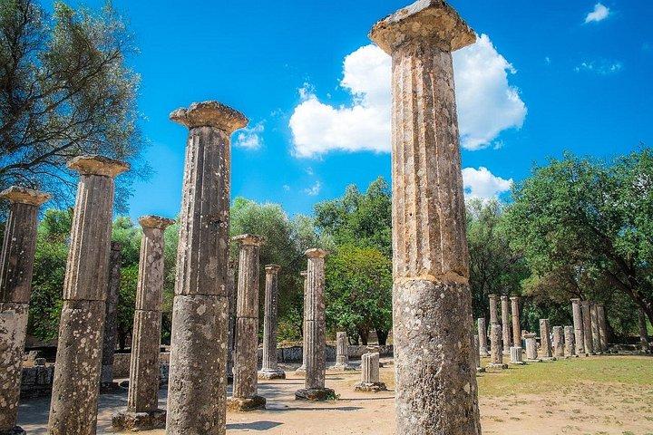 古代オリンピア＆古代コリントスプライベートラグジュアリーツアーアテネ発