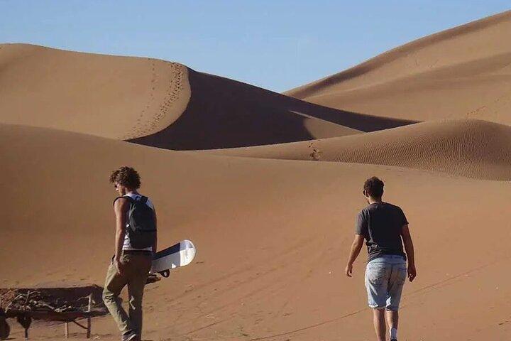 Gruppo 3 - Tour di un giorno da Marrakech a Merzouga Desert con Luxury Camp